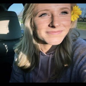 Meet your Posher, Corrie